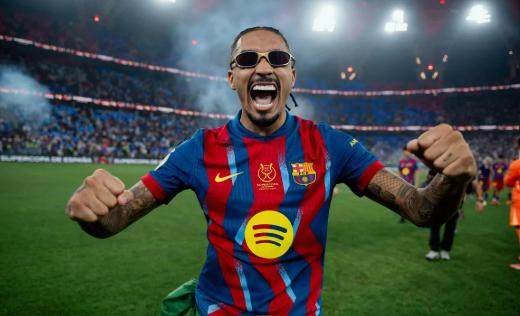 1768180395163013608.png raphinha.png